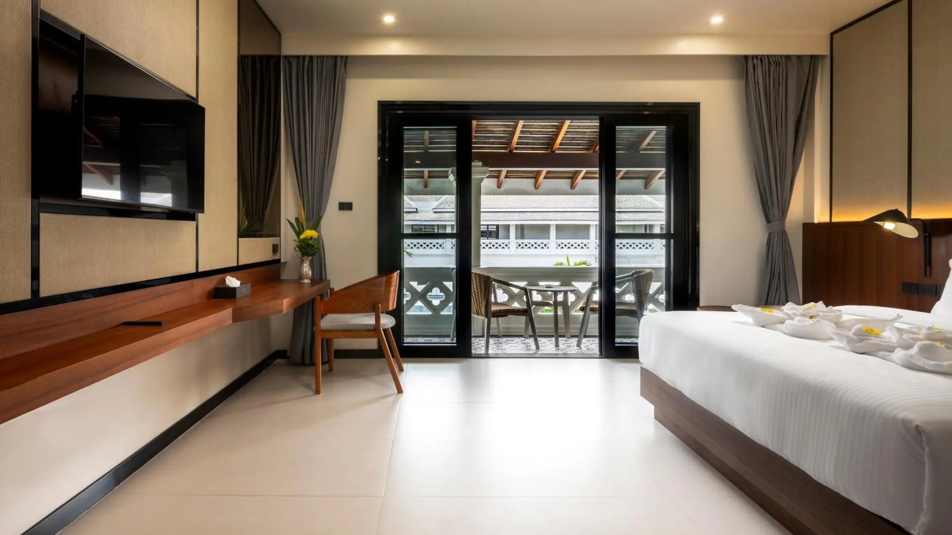 Choasis Hotel-Luang Prabang 4*,  Laos