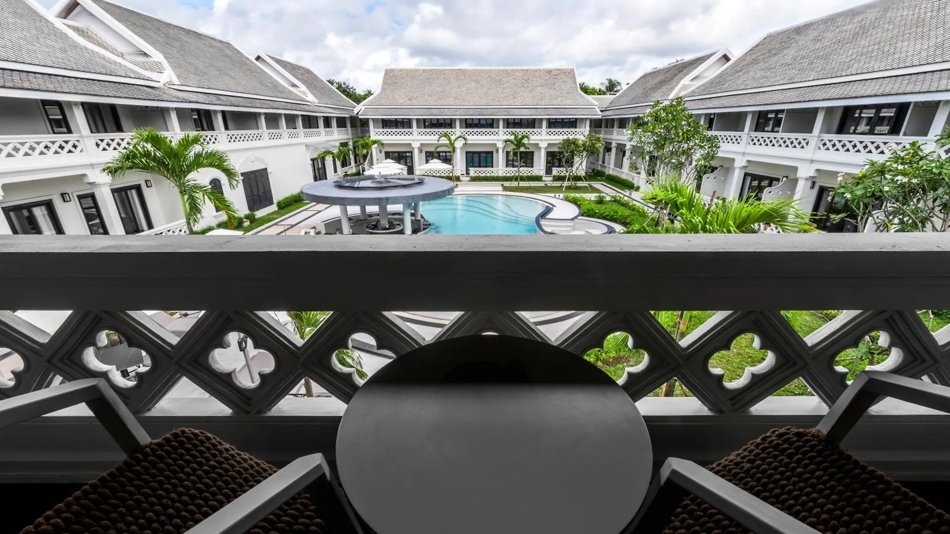 Choasis Hotel-Luang Prabang 4*,